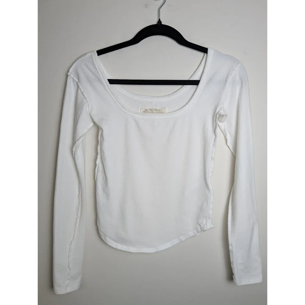 Free People We The Free Long Sleeve Top Scoop Neck White XS Raw Seam Shirt Boho